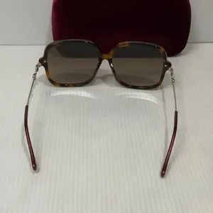 Gucci | Accessories | Womans Gucci Sunglasses Gg884sa Brown  display picture 3